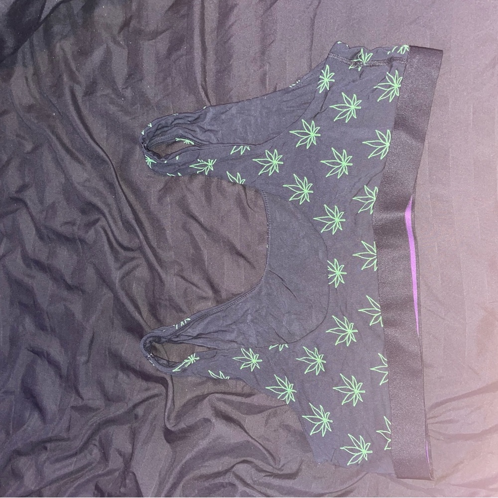 Me undies Weed Bra